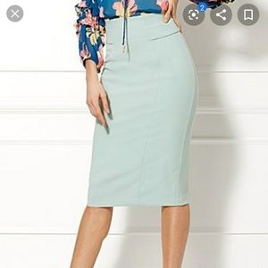 Eva mendes skirt Emma